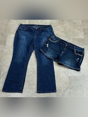 Plus Womens MAURICES Denim Shorts & Jeans, sz 24